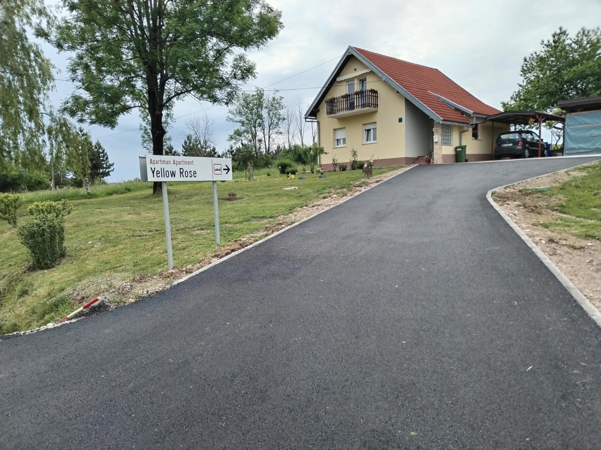 Yellow Rose Rakovica Εξωτερικό φωτογραφία
